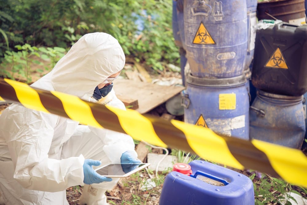 dangerous biohazard waste example